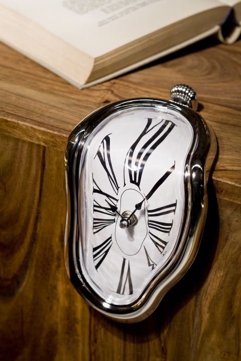 KARE Tischuhr Flow Silver 31089